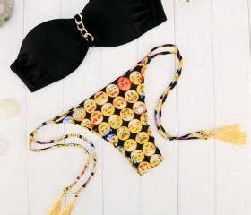 Sexy Emoji Print Bikini Set Swimwear On Luulla