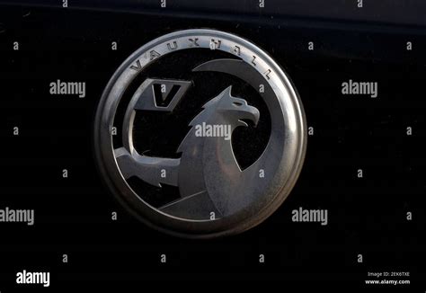 Vauxhall badge hi-res stock photography and images - Alamy