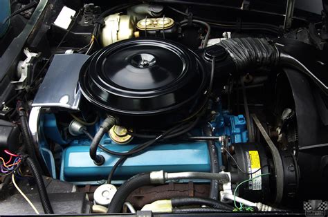 77 engine bay pictures - CorvetteForum - Chevrolet Corvette Forum ...