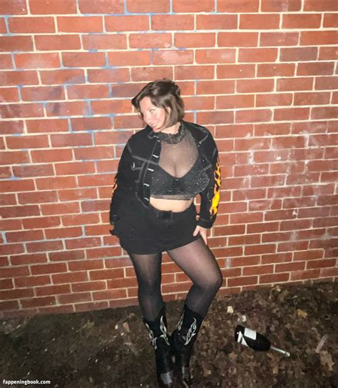 Bel Larcombe Slice Of Salami Nude OnlyFans Leaks Fappening Page FappeningBook