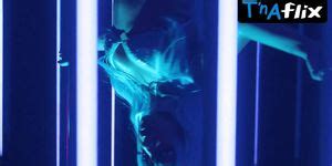 Jasmine Cephas Jones Bikini Scene In Blindspotting Tnaflix