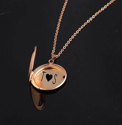 Round Shaped Engraved Locket Necklace Personalized Locket Etsy