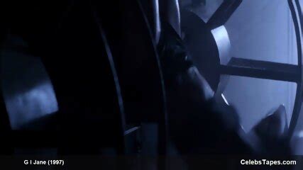 Busty Celebs Demi Moore Nude In The Shower Deny Moor