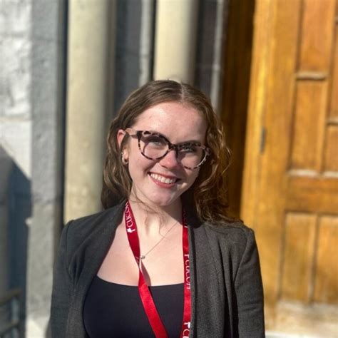 7 Hot Sexy Avery Morrison Bikini Pics