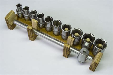 Делаем органайзер (холдер) для торцевого гаечного ключа с набором головок