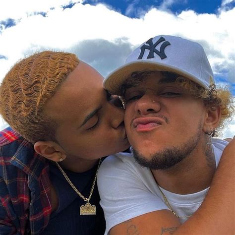 Pin By Ruan Sans On Poema Black Gay Cute Gay Couples Black Love Couples