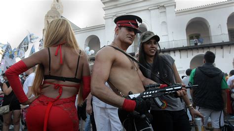 Marcha Del Orgullo Gay En Buenos Aires Infobae
