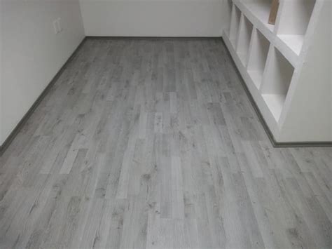 Pisos De Madera 45 M2 De Piso Laminado En Color Gris