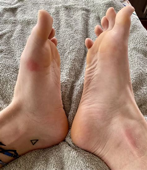 Happy Friday Nudes Gayfootfetish NUDE PICS ORG