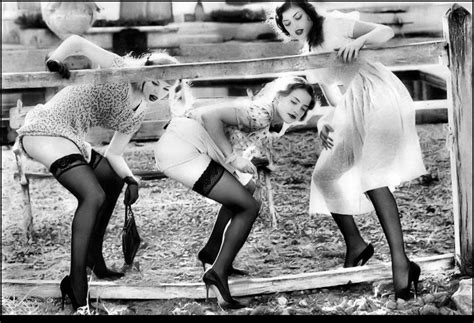 Naked And Lush Women In A Retro Harem Photos Sex Pics