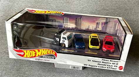 Hot Wheels Premium Collector Set Fleet Street Nissan Sentra Honda Civic Toyota Celica Hotwheels