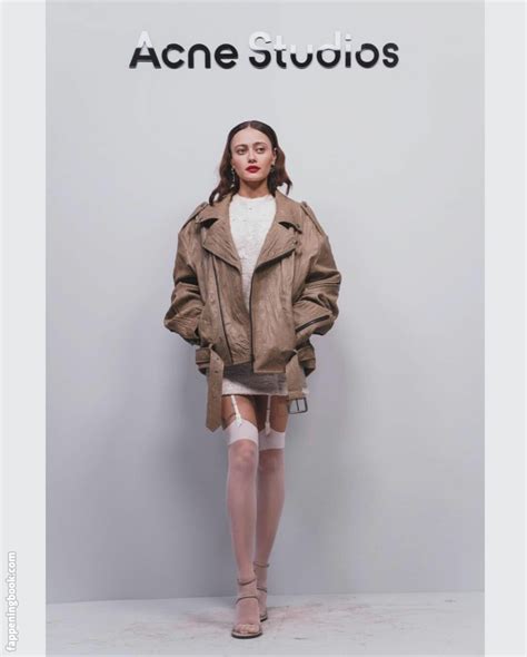 Ella Purnell Nude OnlyFans Leaks Fappening Page 2 FappeningBook