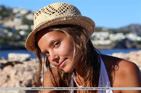 Mango A Nude In Basereth Free Metart Picture Gallery At Elite Babes