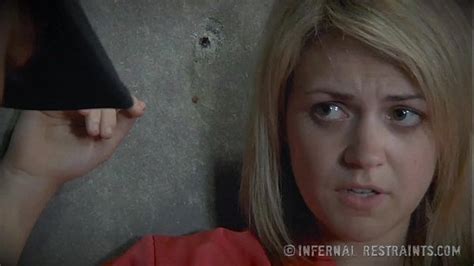 Orange Is The New Black Nude Pictures Porn Videos Letmejerk