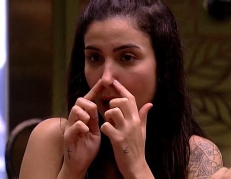 No Bbb Boca Rosa Admite Harmoniza O Facial E Mostra Diferen A