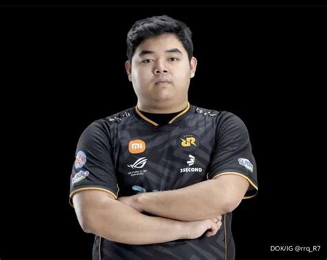 Tak Ada Nama Di Roster RRQ Ini Alasan R7 Tak Lagi Main Di MPL ID Season 11