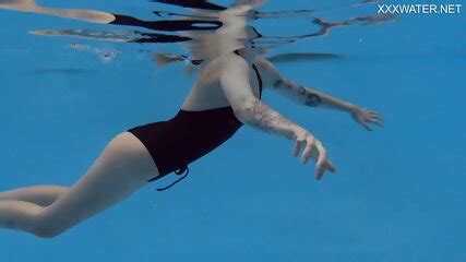 Mimi Cica Hottest Babe Shows Naked Body Underwater Pussy Juicy