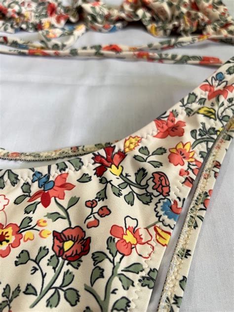 Floral Lettuce Trim Bikini Women S Fashion Swimwear Bikinis Swimsuits On Carousell