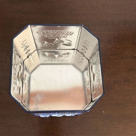 Hersheys Accents Hersheys Kisses Limited Edition Commemorative Tin