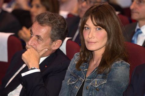 Pour Carla Bruni Sarkozy Sa Photo Nue N Est Pas Comparable Celle De