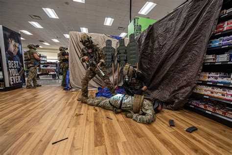 Th Sfs St Sfg Conduct Active Shooter Training Exercise Kadena Air