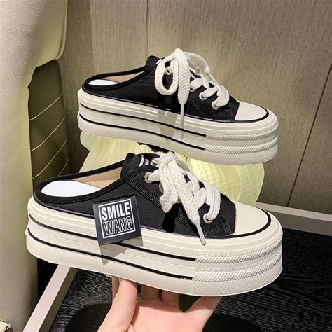 Gi Y S C Th Thao Cao Cm V Ch Ngang Hai M U En Tr Ng Hot Shopee Vi T Nam