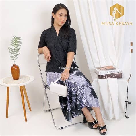 Jual Atasan Kebaya Kutubaru Floy Brukat Baju Atasan Kebaya Wisuda