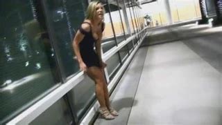 Amateure öffentlichen Bikini ausgezogen xHamster