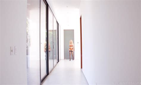 Iconic Milf Fucks Lucky Stud