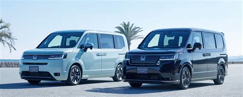 Honda StepWGN Spada - Хонда Степвагон | Honda StepWGN - просторный ...