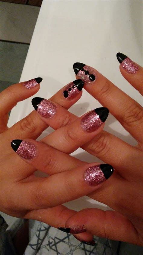 Pink Glitter Black Tips Love That Glitter Nail Art Pink Glitter Nails