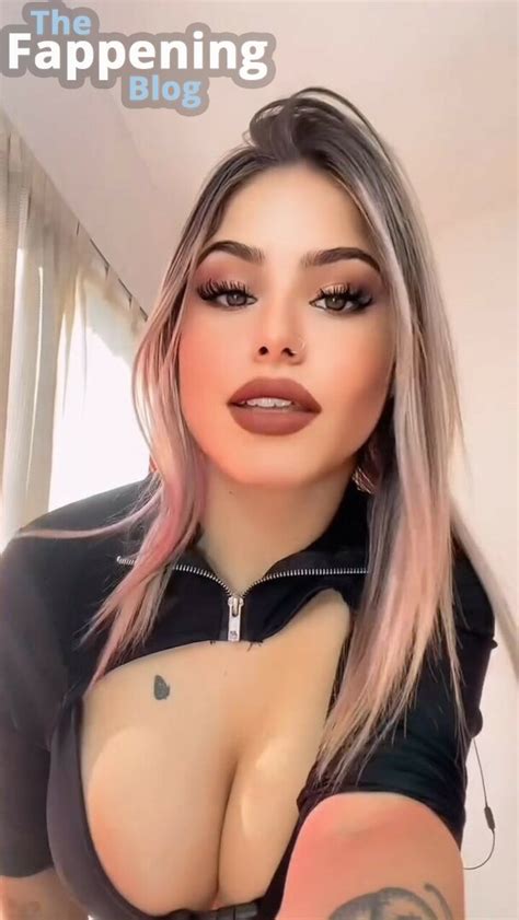 Abril Perez 0abriilperez 0abrilperez Nude Leaks Photo 21 TheFappening