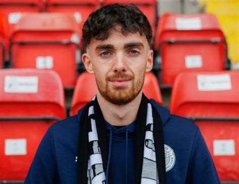 Ed Francis Signs For Gateshead Fc