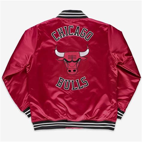 Heavyweight Full-Snap Satin Chicago Bulls Scarlet Jacket - Jacket Makers
