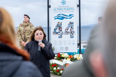 Homenaje A Los 44 Tripulantes Del Submarino Ara San Juan Diario El Sureño