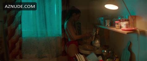 Vanda Chaloupkova Nude Aznude