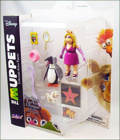 The Muppet Show Miss Piggy Foo Foo And Penguin Action Figure Diamond