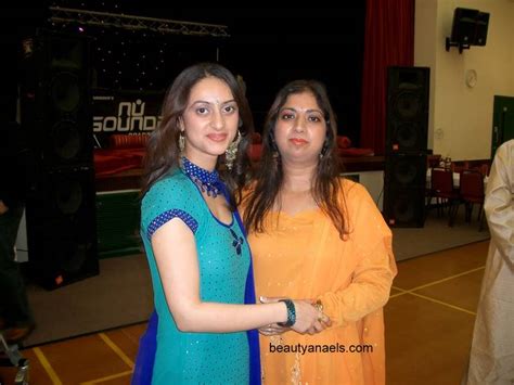 Hot Actress Aunties Tamil Hot Aunties Pictures