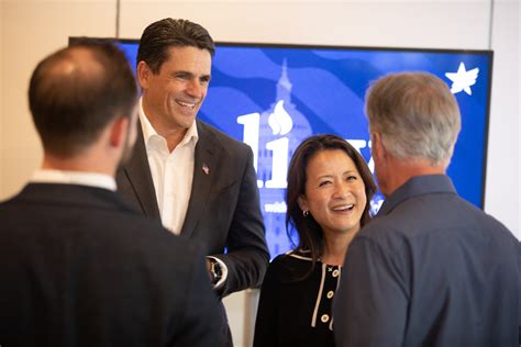 051023 Aurora Town Hall 03 – press.binkley2024.com