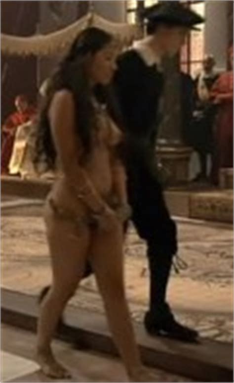 Has Giselle Calderón ever been nude