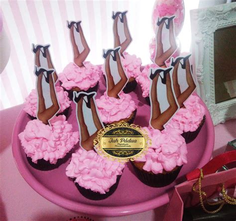 Toppers para cupcake Perninhas Chá de lingerie Elo7
