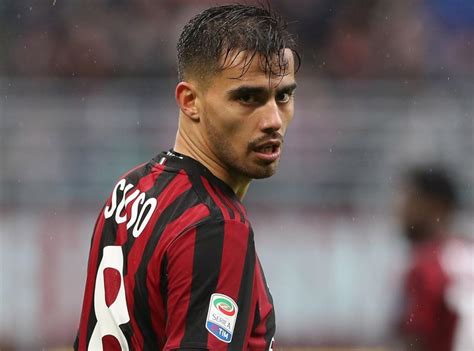 Milan Missione A Londra Per Lucci Proposto Suso Al Chelsea