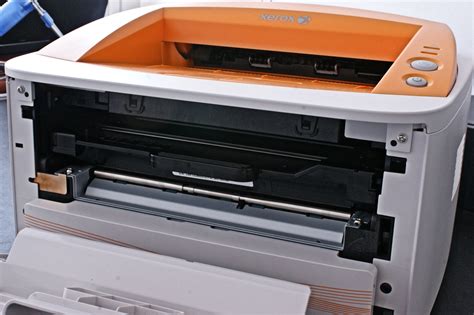Xerox Phaser 3140: laserovka pod dva tisíce s netradičním vzhledem ...