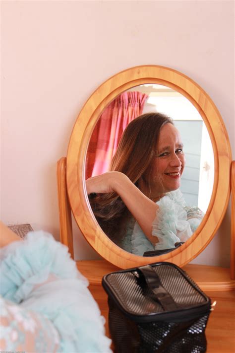 Sexy Mature Lady Josie Posie Shows Her Juicy Tits And Her Hairy Pussy NakedPics