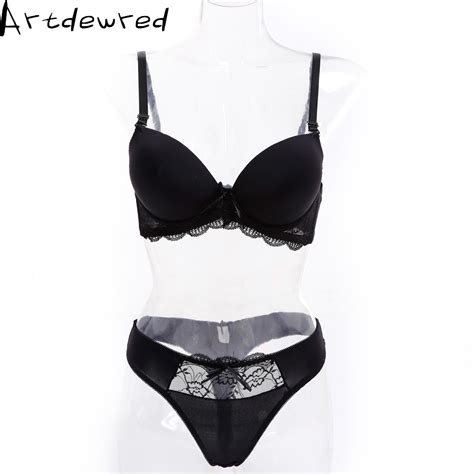 New Glossy Sexy Bra Sets Seamless Lingerie For Women Good Quality Underwear Set Green Black