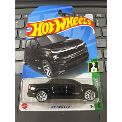 Hot Wheels Silverado Ev Rst Shopee Malaysia