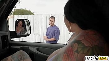 Connie Perignon Fucks Three XVIDEOS