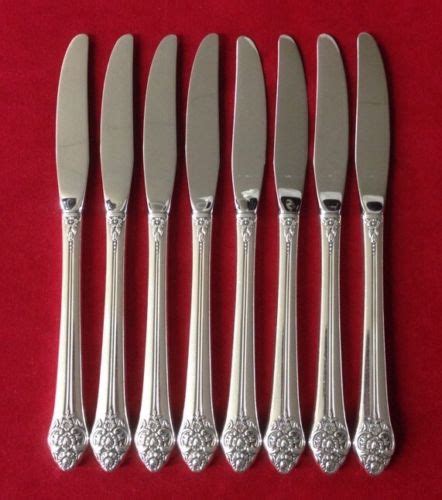 8 PLANTATION Modern Hollow Grille Knives By 1881 Rogers SP Silver Plate