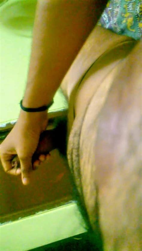 Desi Gay Sex Video Of A Married Man And Twink Indian Gay Site