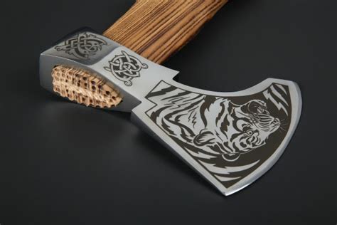 Топорик - купить подарок ручной работы в интернет-магазине «Арт Мастер»